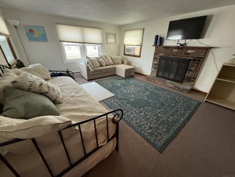 2 Reed Avenue Waterford CT 06385