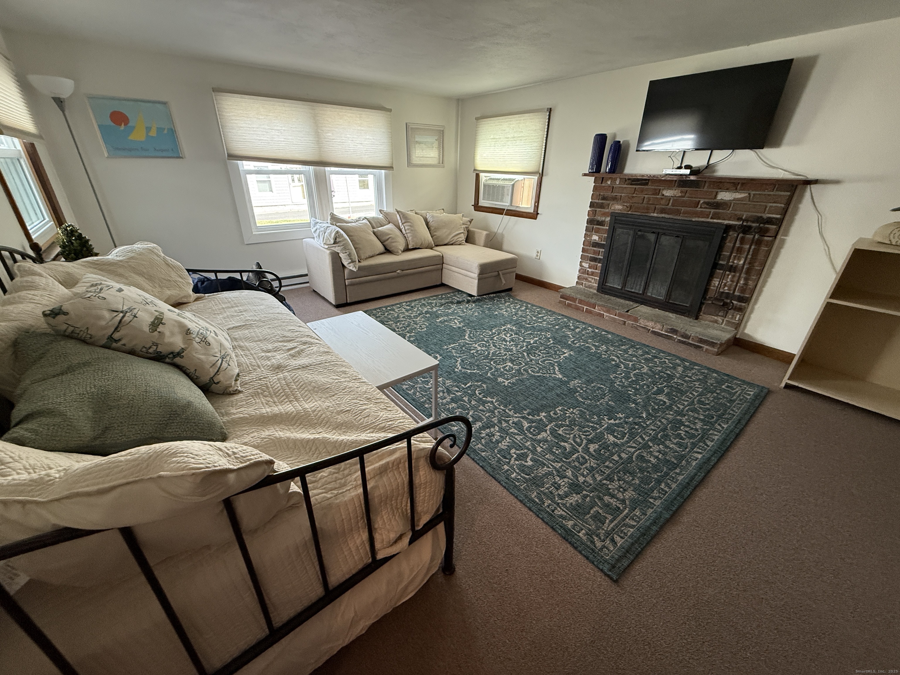 2 Reed Avenue Waterford CT 06385
