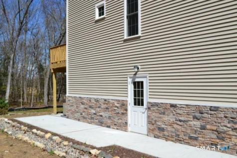 18 Oak Branch Drive Brookfield CT 06804