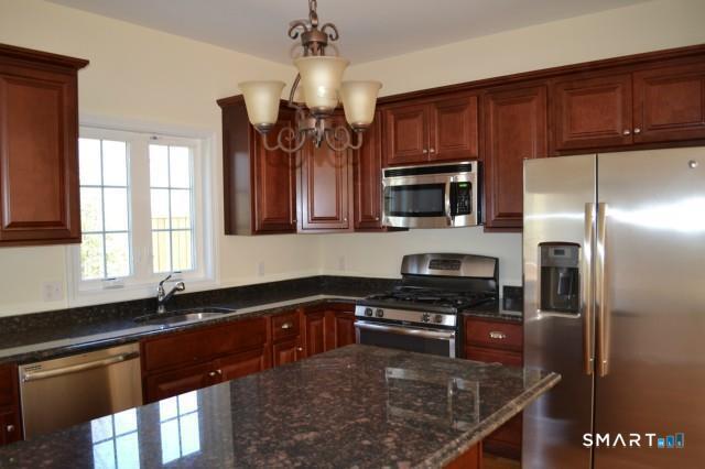 18 Oak Branch Drive Brookfield CT 06804