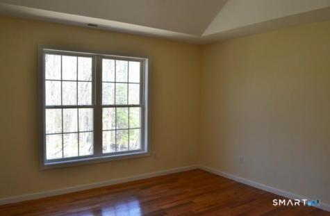18 Oak Branch Drive Brookfield CT 06804