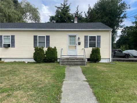 83 Midway Oval Groton CT 06340