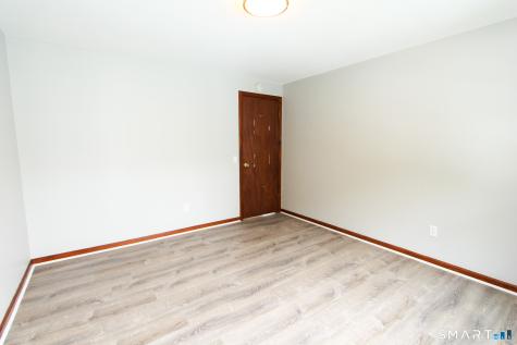 17 Pinehurst Avenue New Britain CT 06053