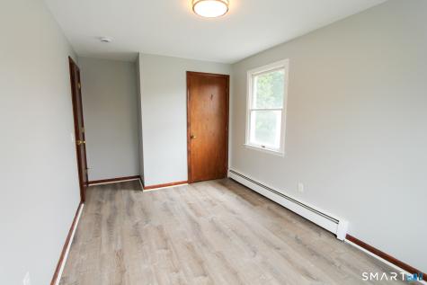 17 Pinehurst Avenue New Britain CT 06053