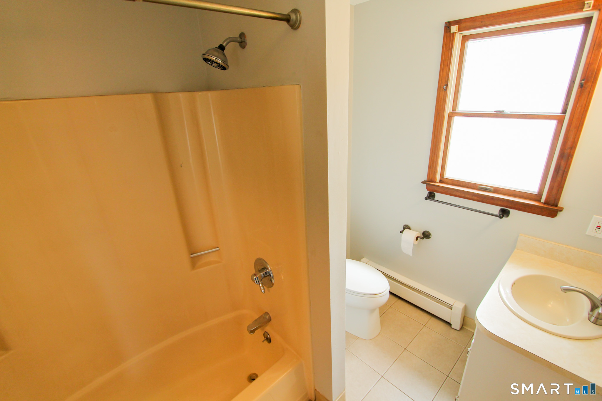 17 Pinehurst Avenue New Britain CT 06053