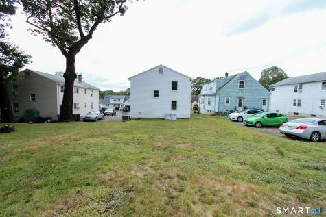 17 Pinehurst Avenue New Britain CT 06053