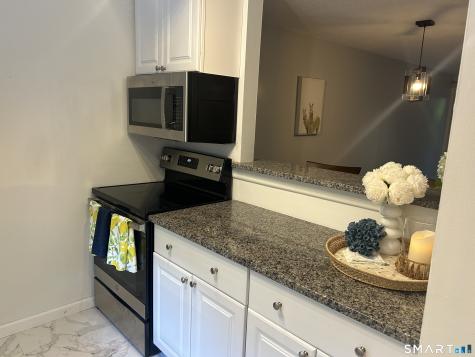 42 North Main Street West Hartford CT 06107