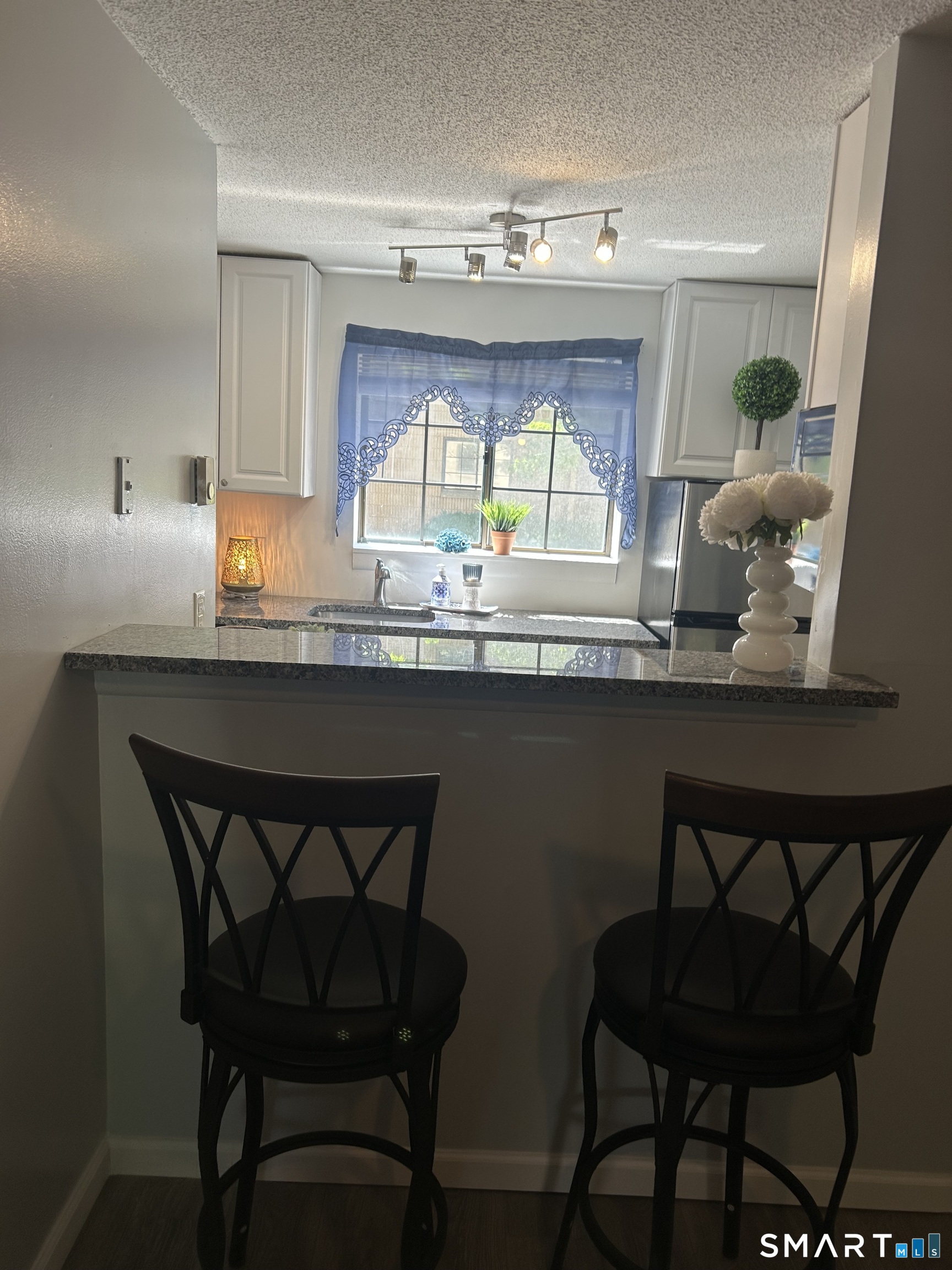 42 North Main Street West Hartford CT 06107