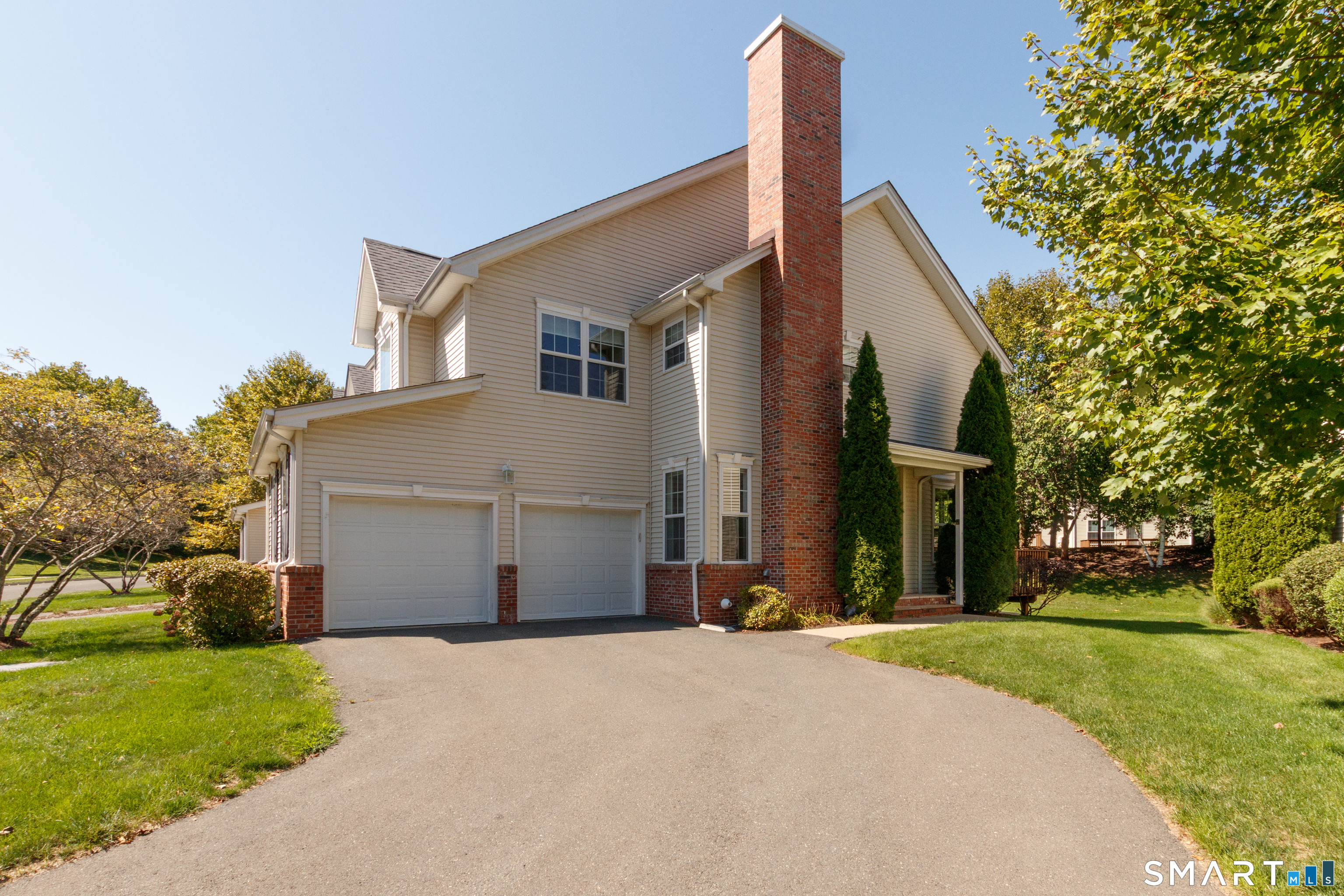 14 Last Leaf Circle Windsor CT 06095
