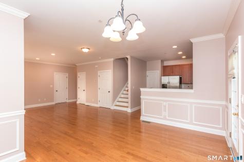 14 Last Leaf Circle Windsor CT 06095
