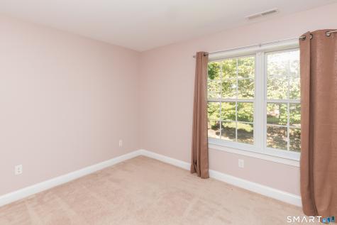 14 Last Leaf Circle Windsor CT 06095