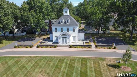 14 Last Leaf Circle Windsor CT 06095