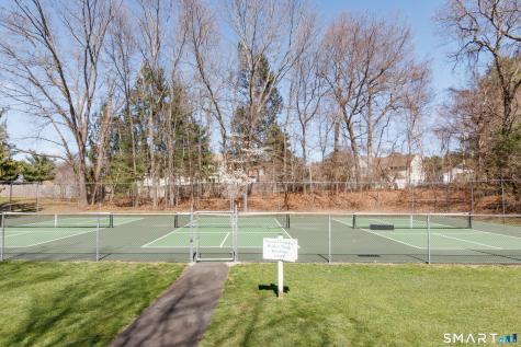 14 Last Leaf Circle Windsor CT 06095