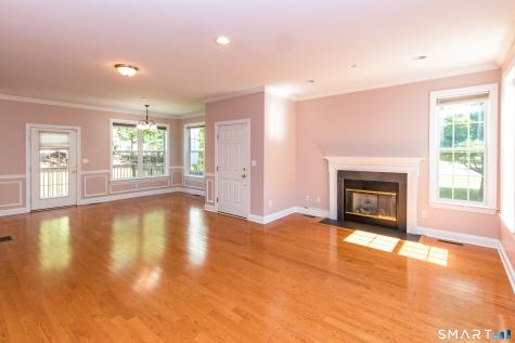 14 Last Leaf Circle Windsor CT 06095