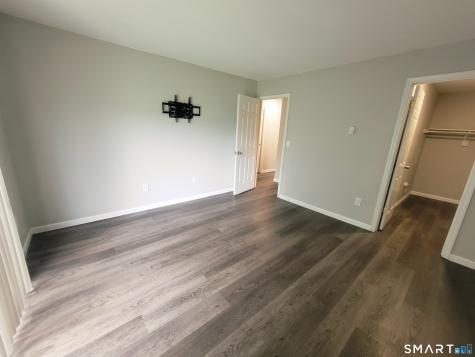 73 Willow Springs New Milford CT 06776