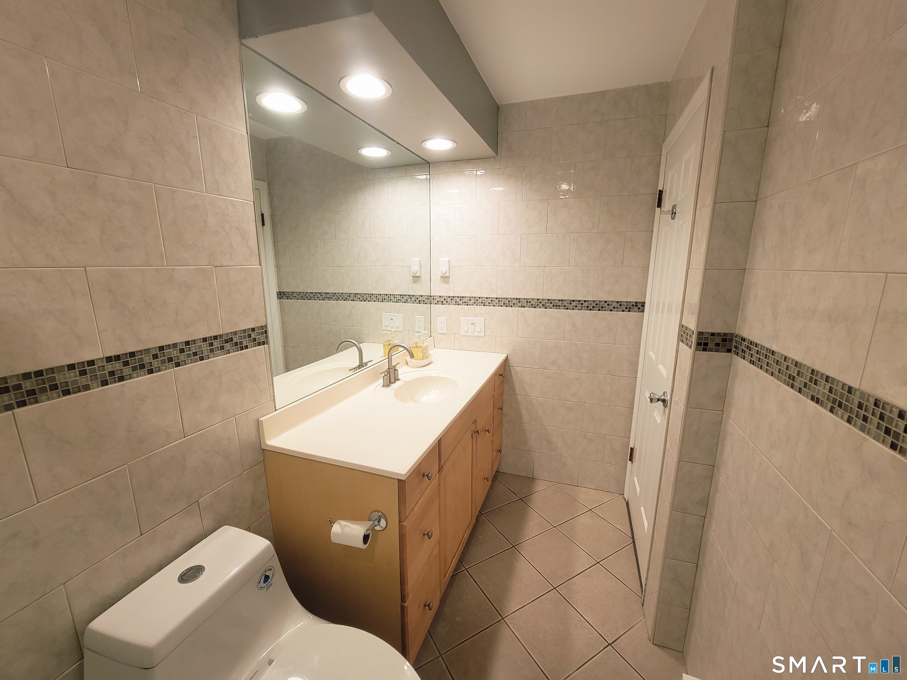 73 Willow Springs New Milford CT 06776