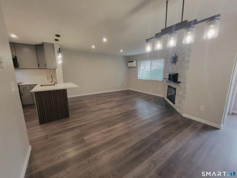 73 Willow Springs New Milford CT 06776