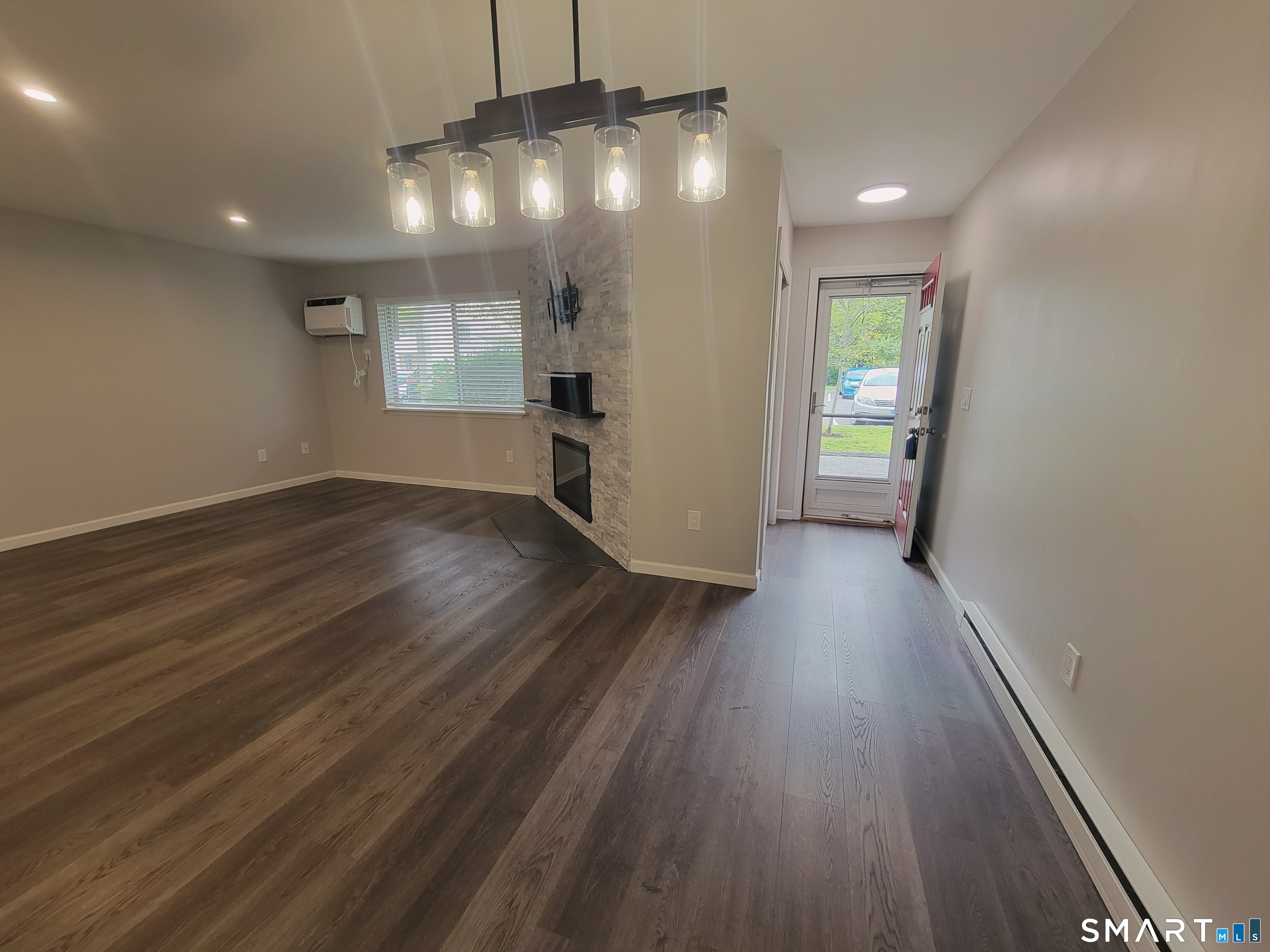 73 Willow Springs New Milford CT 06776