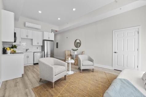 120 Broad Street New London CT 06320