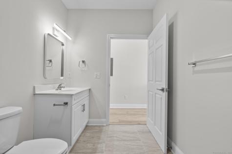 120 Broad Street New London CT 06320