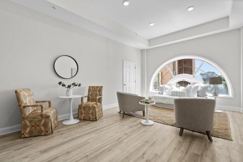 120 Broad Street New London CT 06320