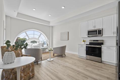 120 Broad Street New London CT 06320