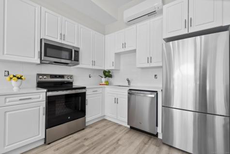 120 Broad Street New London CT 06320