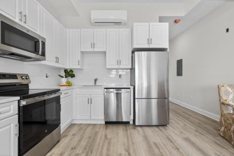 120 Broad Street New London CT 06320