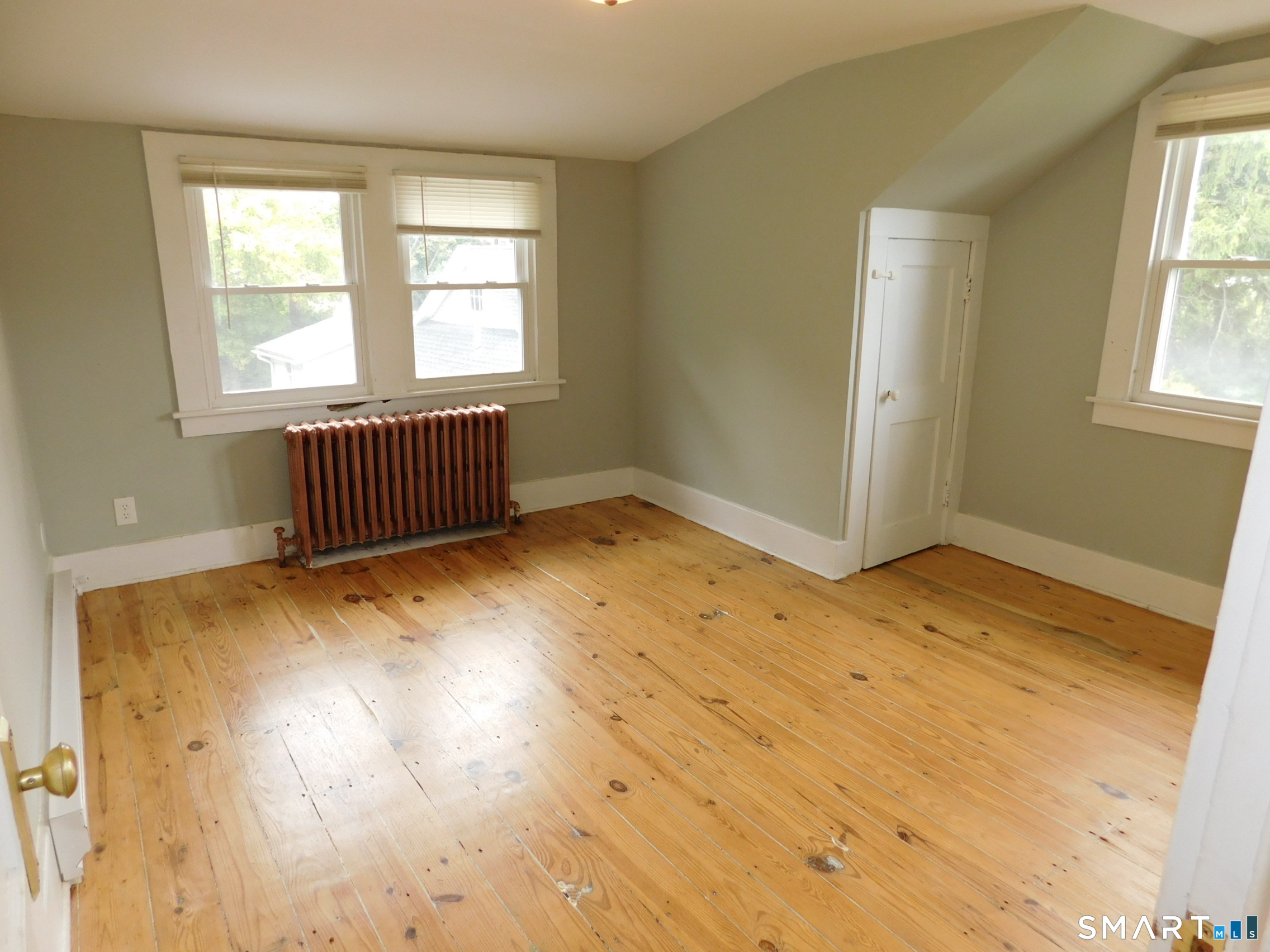 26 Indian Neck Avenue Branford CT 06405