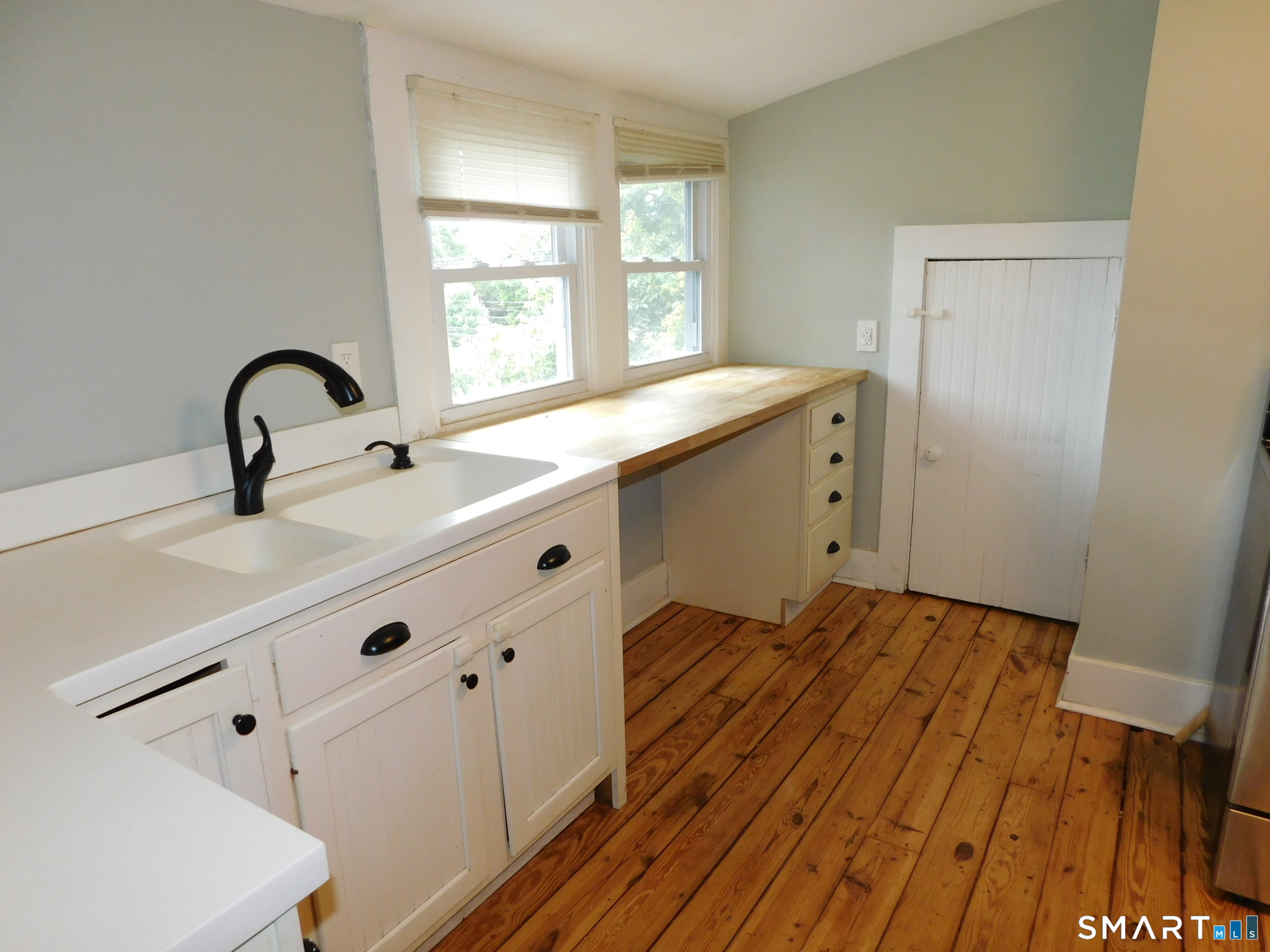 26 Indian Neck Avenue Branford CT 06405