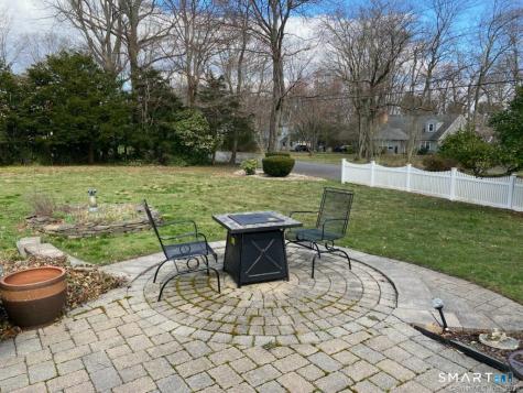 94 Fennbrook Drive Hamden CT 06517
