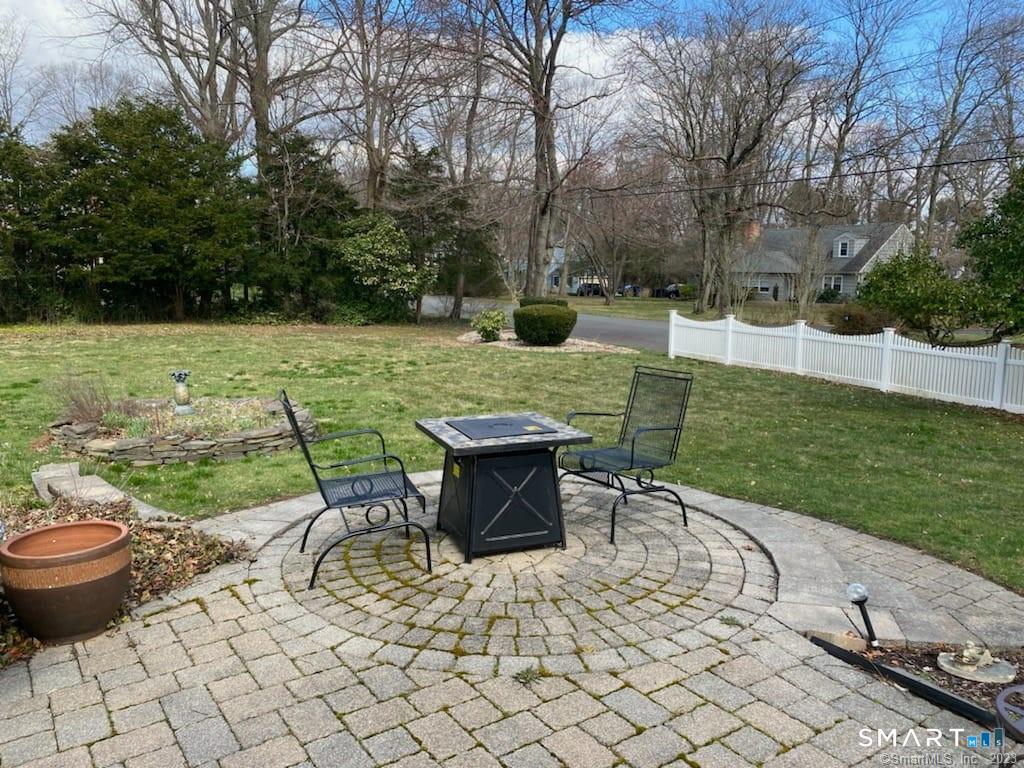 94 Fennbrook Drive Hamden CT 06517