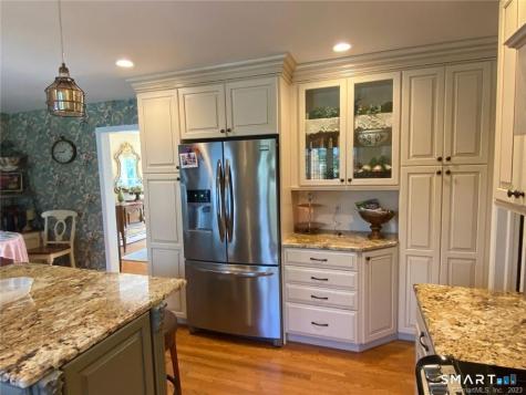 94 Fennbrook Drive Hamden CT 06517