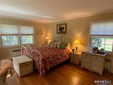 94 Fennbrook Drive Hamden CT 06517
