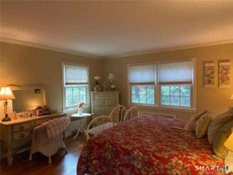 94 Fennbrook Drive Hamden CT 06517