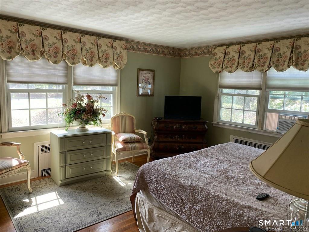 94 Fennbrook Drive Hamden CT 06517