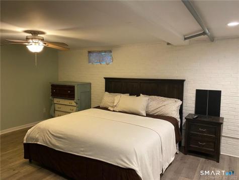 94 Fennbrook Drive Hamden CT 06517