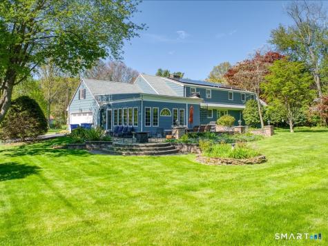 94 Fennbrook Drive Hamden CT 06517