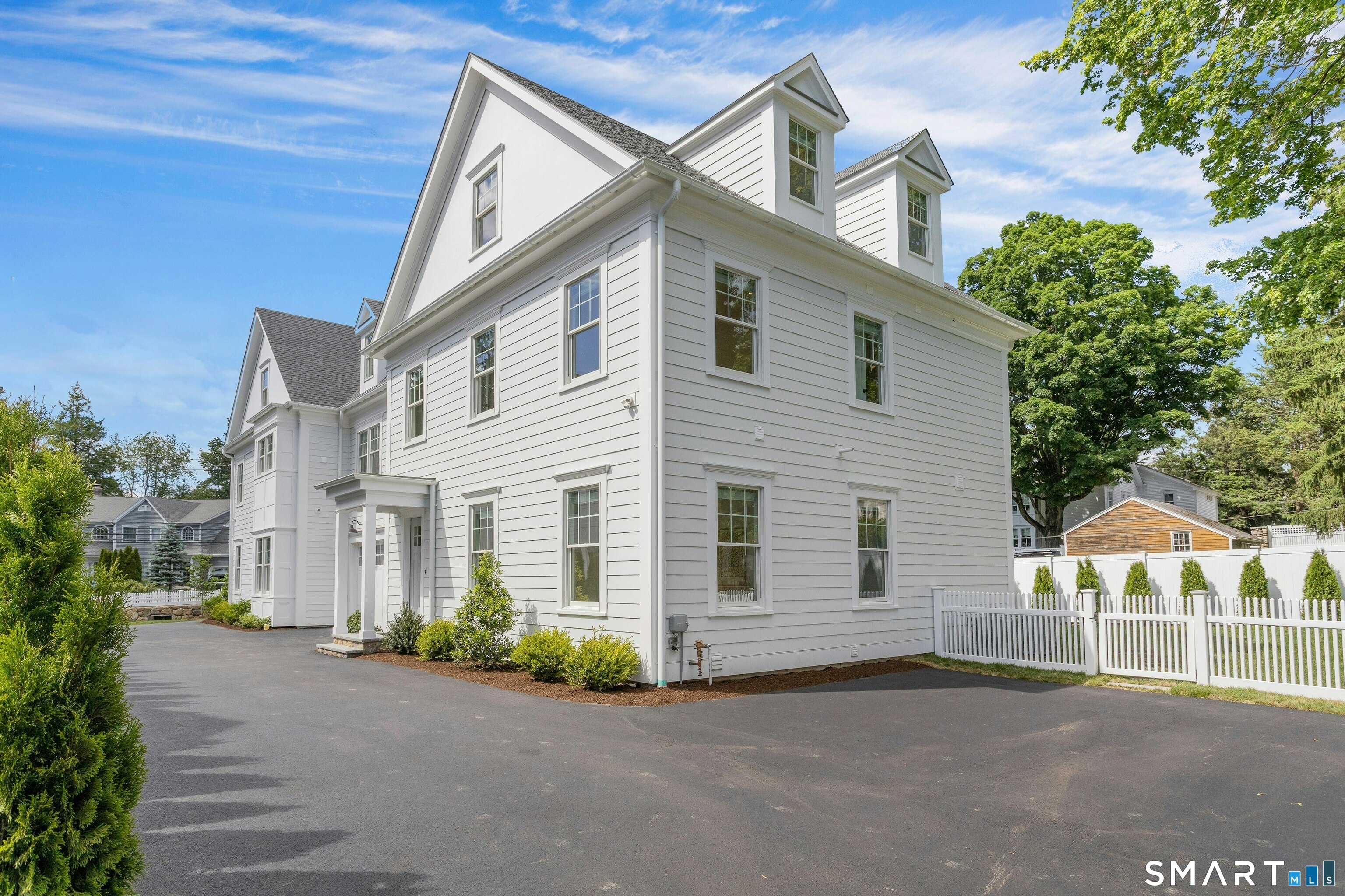 18 Old Stamford Road New Canaan CT 06840