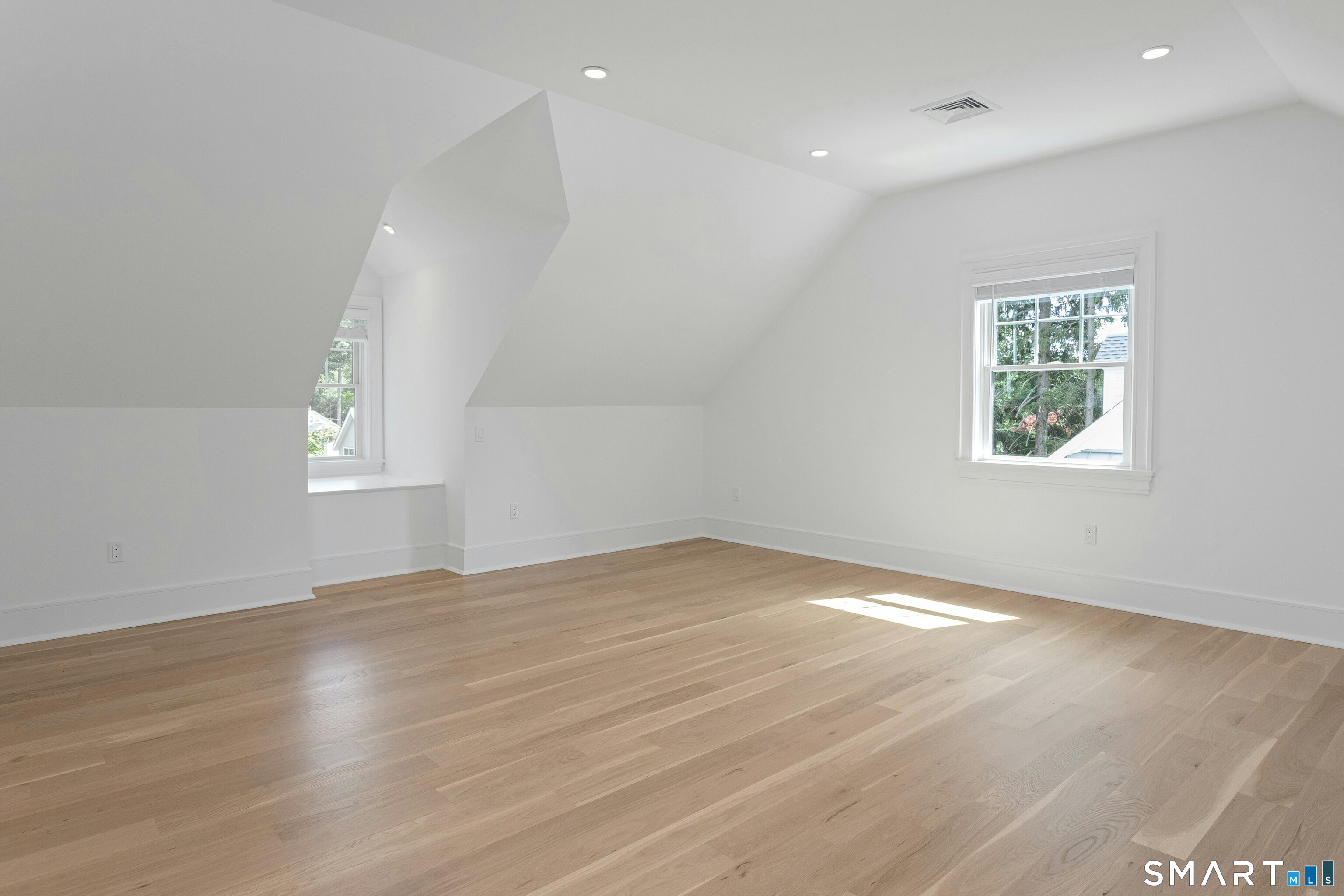 18 Old Stamford Road New Canaan CT 06840
