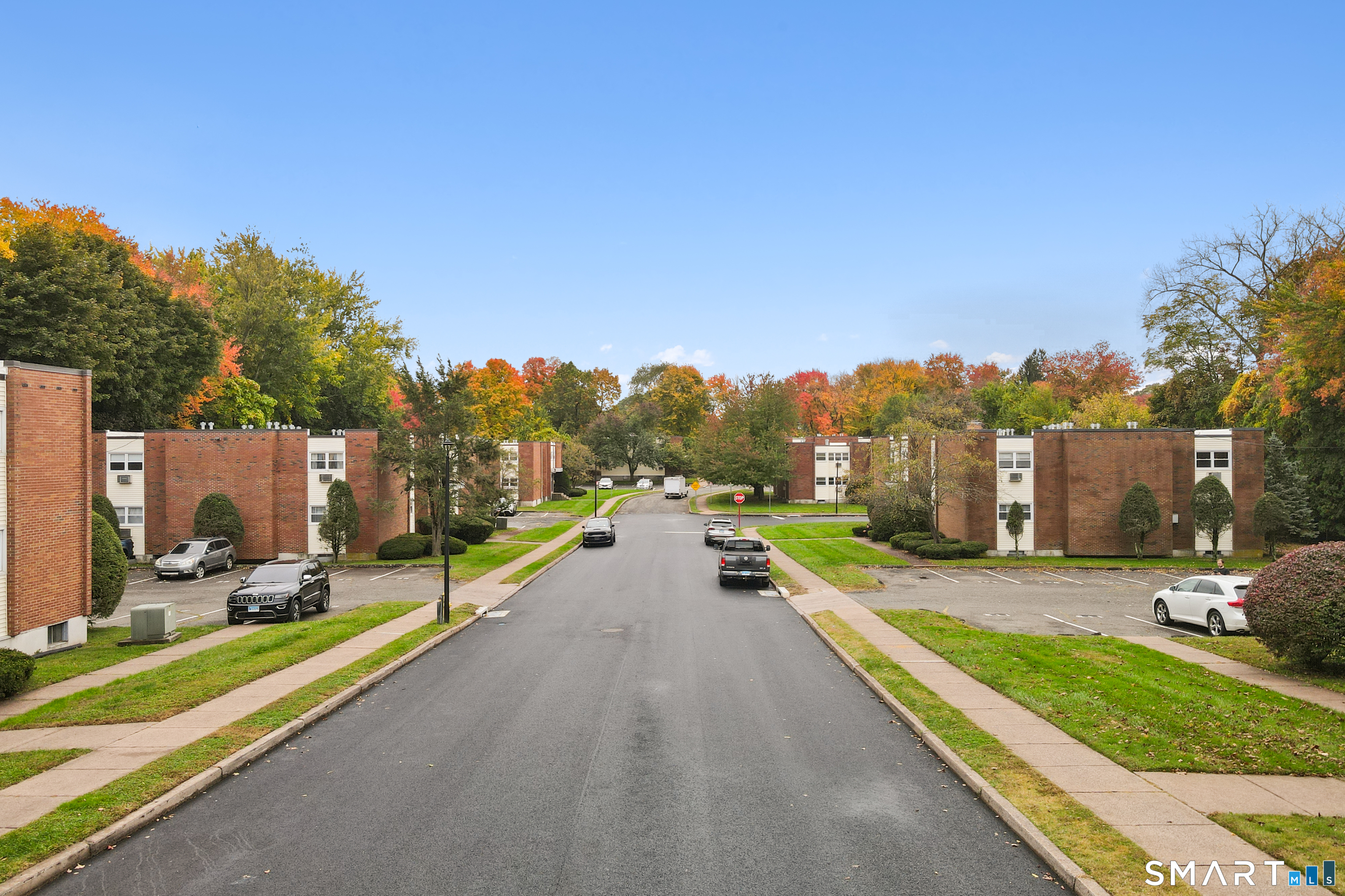 Thompson Road Manchester CT 06040