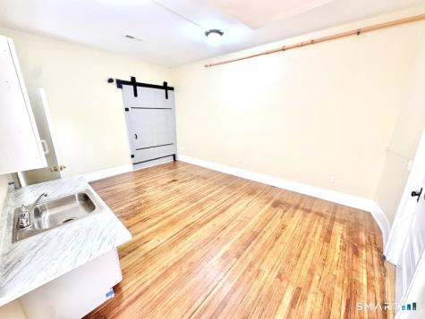 105 Bank Street Waterbury CT 06702