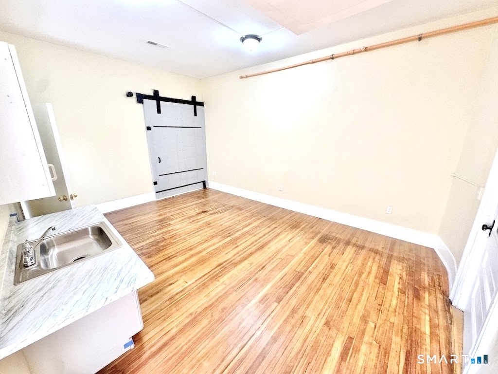 105 Bank Street Waterbury CT 06702
