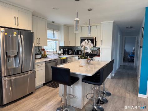 524 Beechmont Avenue Bridgeport CT 06606