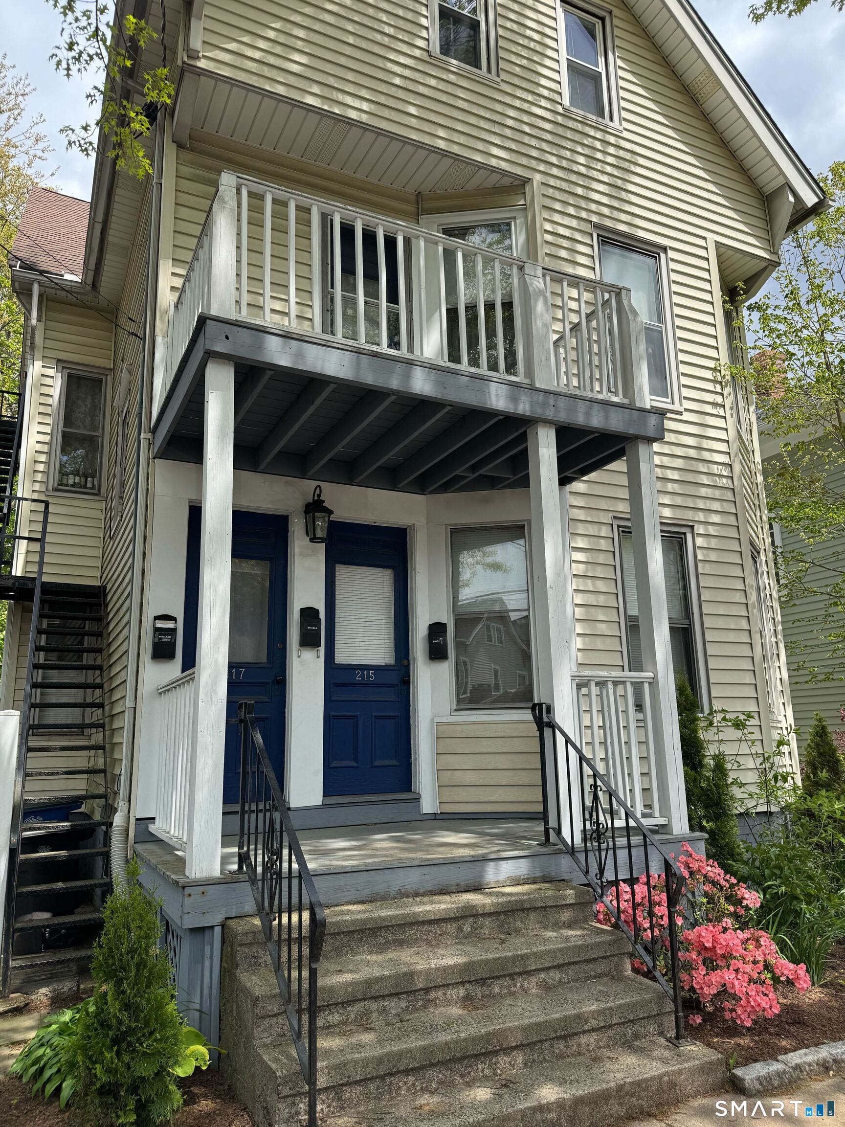 215 Willow Street New Haven CT 06511