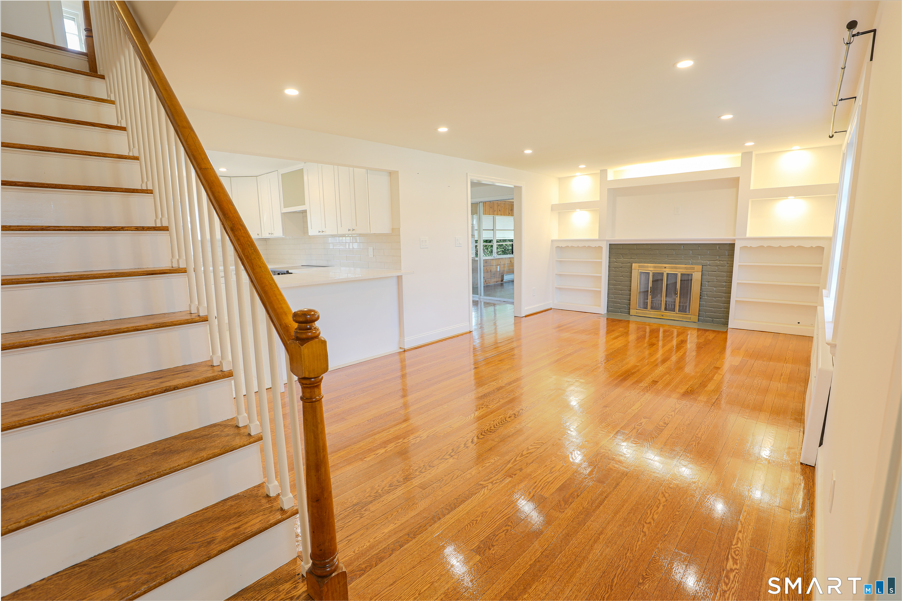 105 Hyde Road West Hartford CT 06117