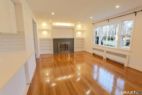 105 Hyde Road West Hartford CT 06117
