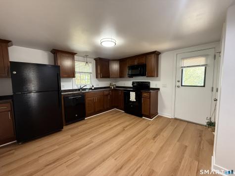 9 Brewer Street New London CT 06320