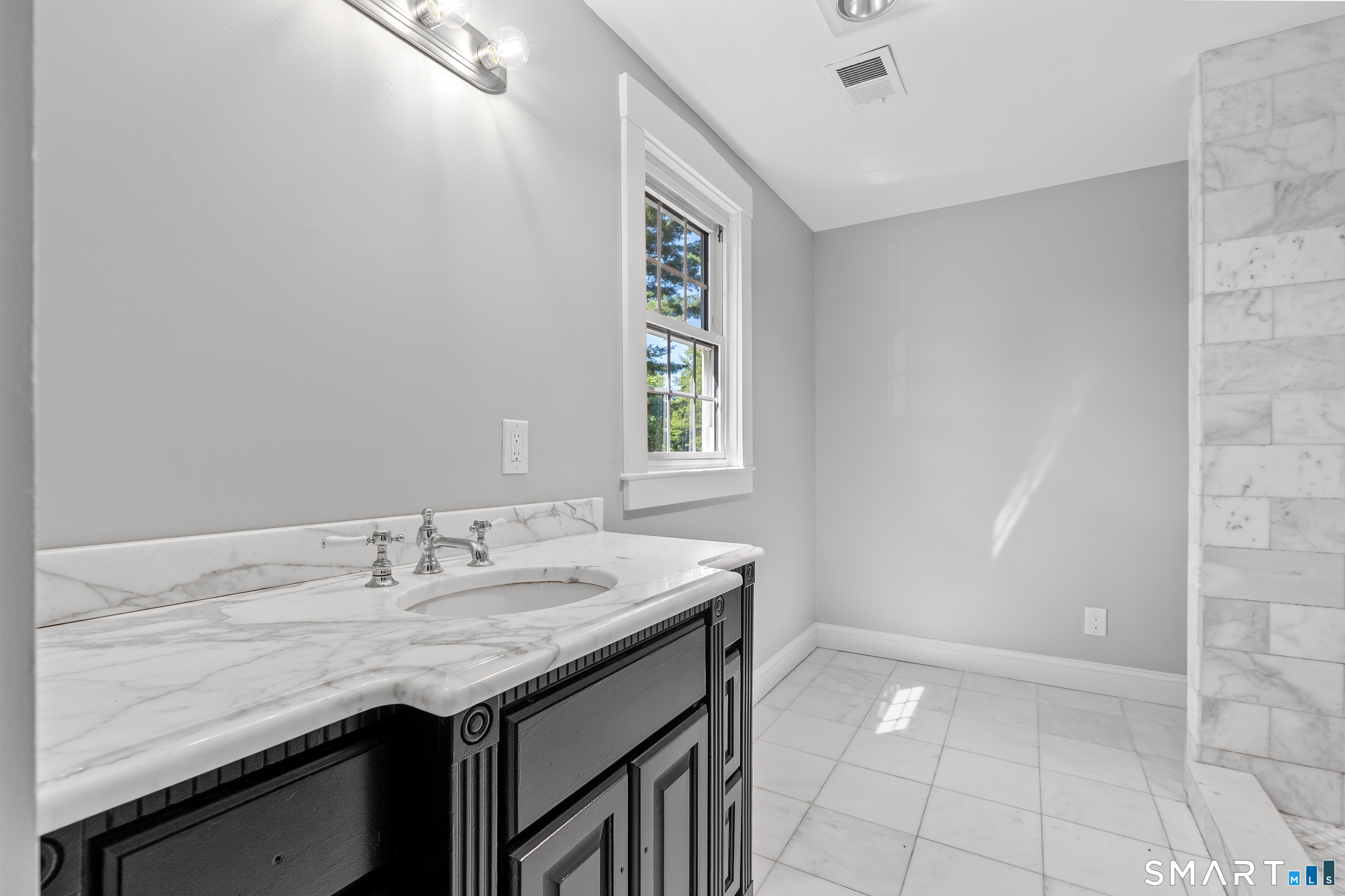 541 South Street Suffield CT 06078