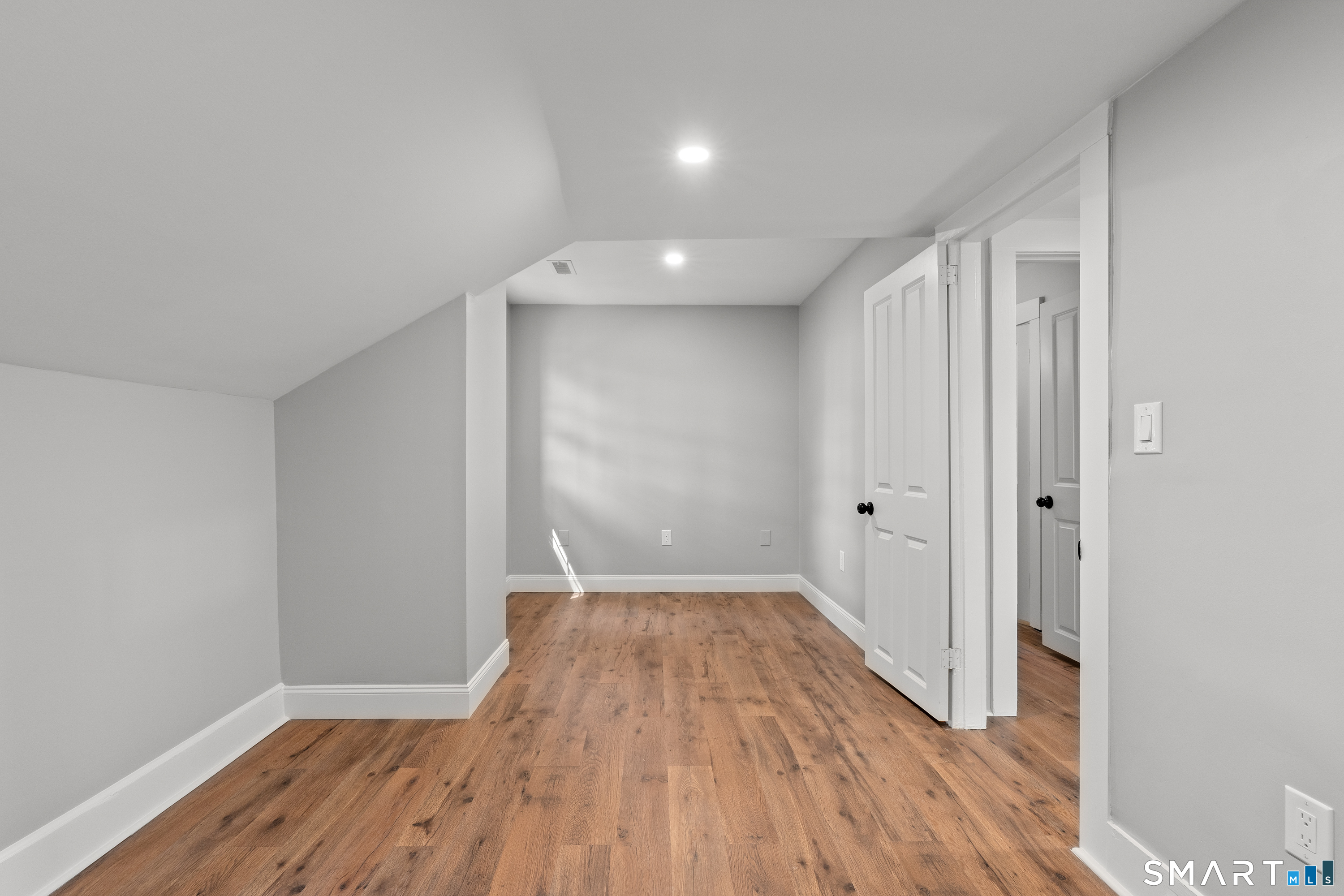 541 South Street Suffield CT 06078